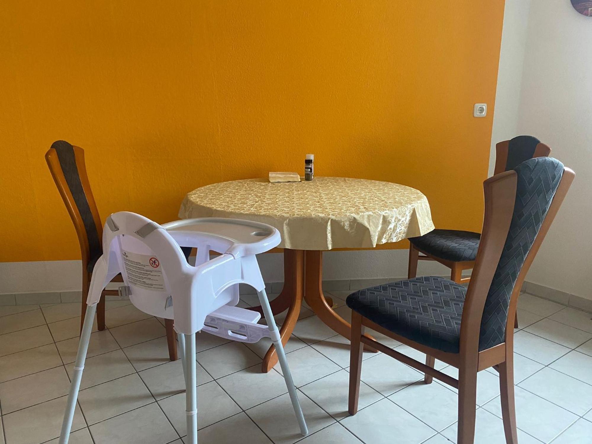 Fewo "Franzi" 5 Personen, Zentrale Lage, Parkplatz Dessau-Rosslau Esterno foto