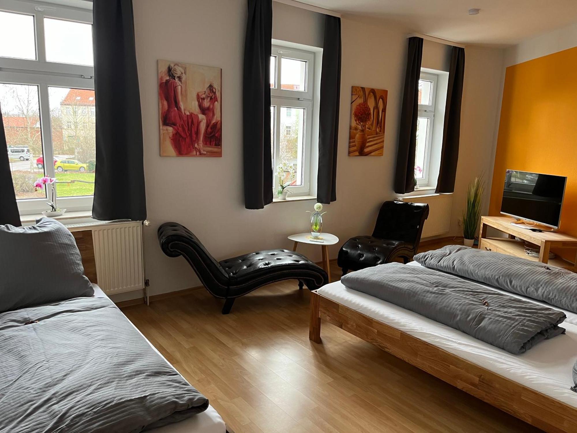 Fewo "Franzi" 5 Personen, Zentrale Lage, Parkplatz Dessau-Rosslau Esterno foto